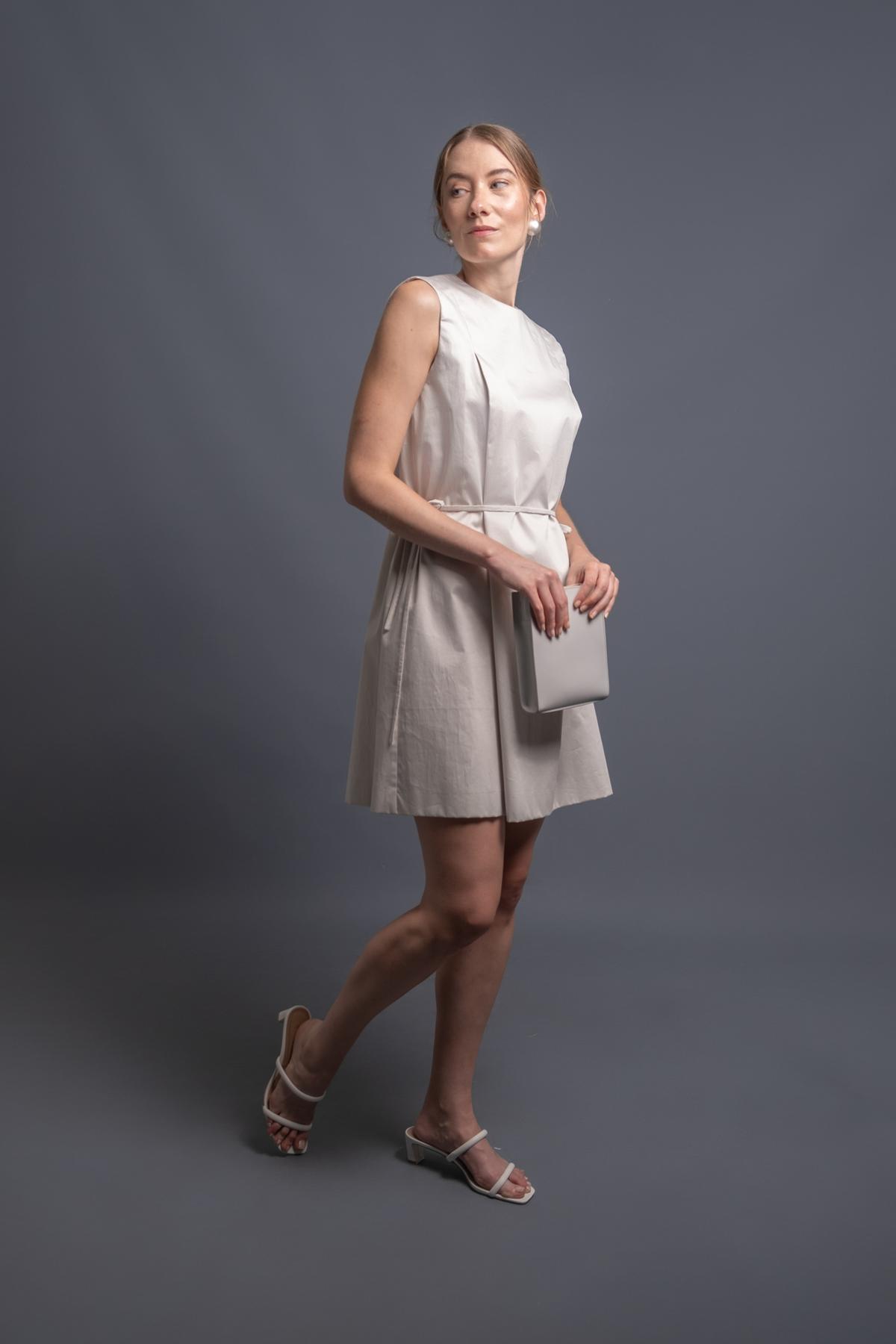 Vestido de pliegues — 3